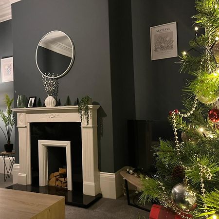 High Barnes 3 Bed House With Parking, Sleeps 7, Quiet Location Apartman Sunderland  Kültér fotó