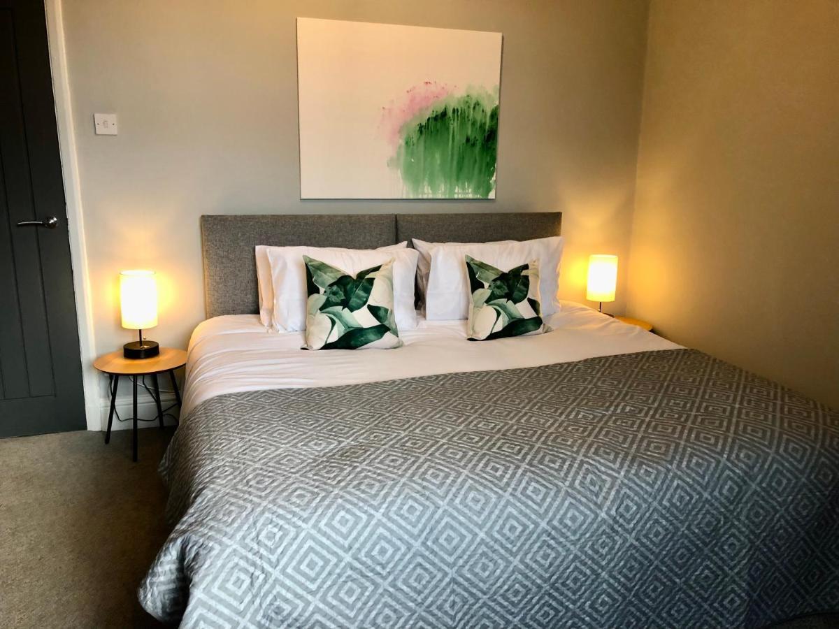 High Barnes 3 Bed House With Parking, Sleeps 7, Quiet Location Apartman Sunderland  Kültér fotó